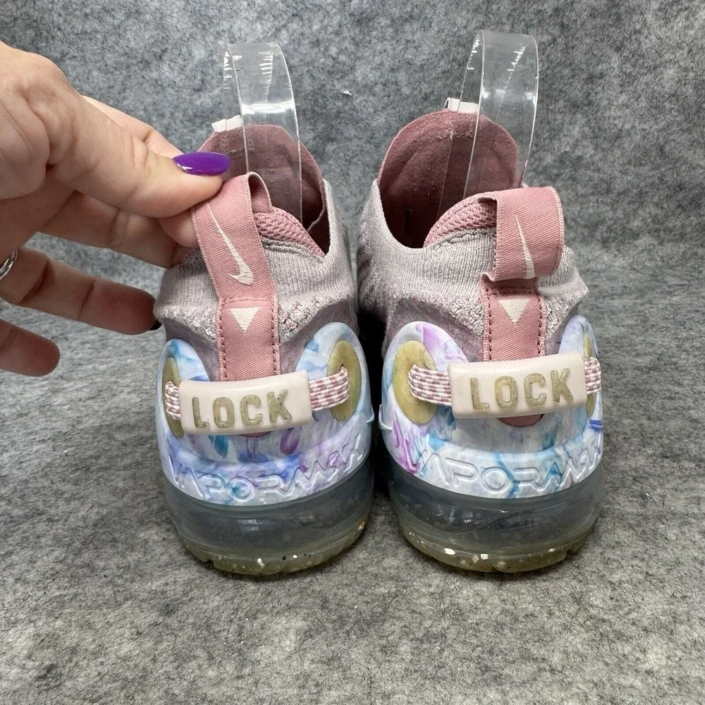 Nike‎ Air VaporMax Flyknit Shoes Womens Size 7.5 Pink Athletic Trainers Sneakers